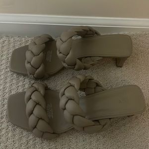 H&M kitten heel sandal in nude size 42